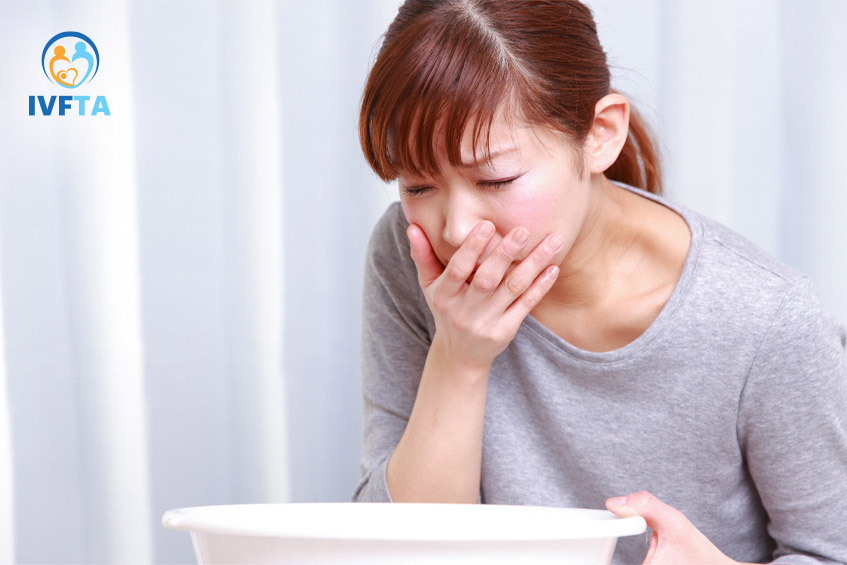 Cảm giác buồn nôn có thể xuất hiện sau chuyển phôi như một dấu hiệu cho thấy mang thai thành công
