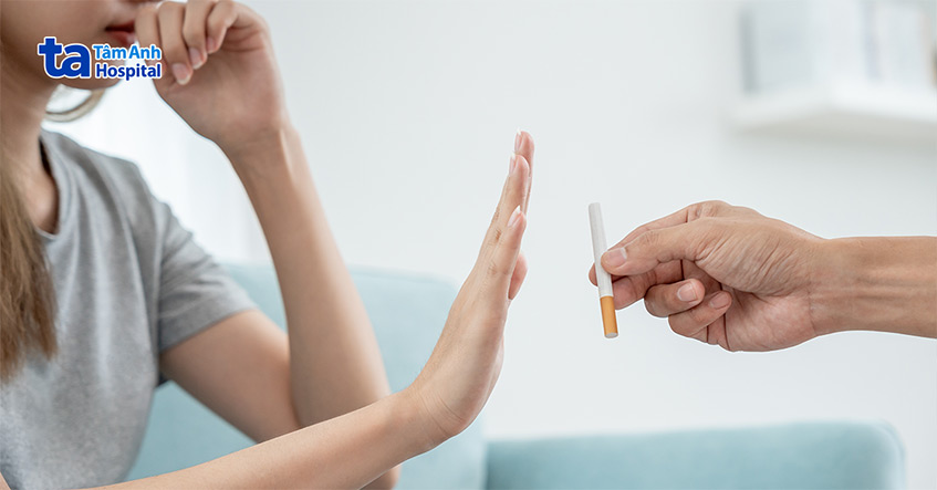 Hút thuốc lá có thể gây rối loạn chức năng vòi trứng