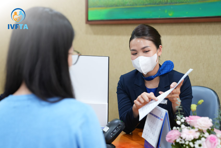 Người hiến tặng trứng cần phải trải qua các bước thuộc quy trình sàng lọc đánh giá y tế nhằm xác định người hiến trứng (noãn) tiềm năng không gặp vấn đề gì về sức khỏe Người hiến tặng trứng cần phải trải qua các bước thuộc quy trình sàng lọc đánh giá y tế nhằm xác định người hiến trứng (noãn) tiềm năng không gặp vấn đề gì về sức khỏe