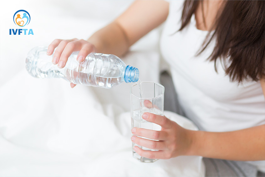 Việc uống nhiều nước trước khi làm thủ thuật có thể làm đi tiểu nhiều sau IUI