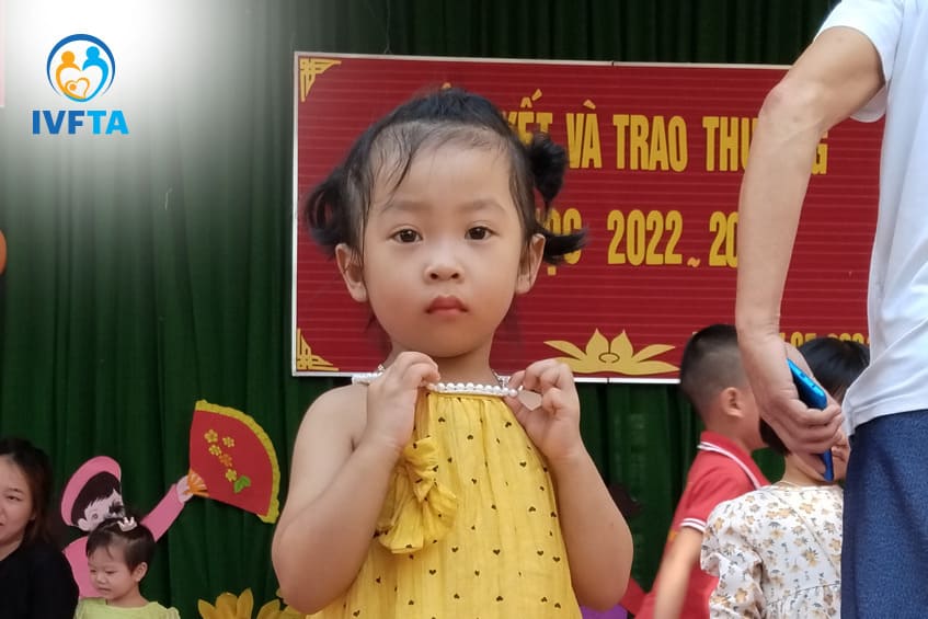 bé diệp lớn lên khỏe mạnh bé diệp lớn lên khỏe mạnh