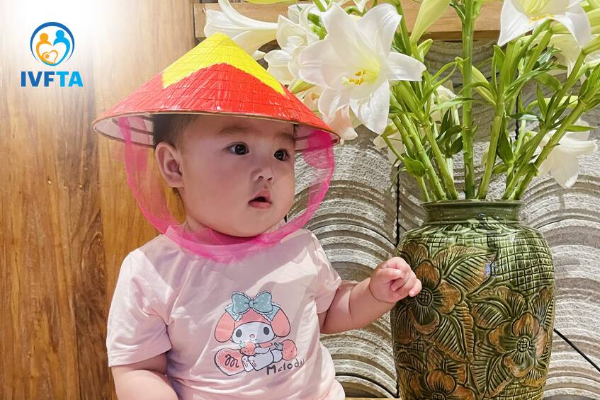 bé gia linh thiên thần bé nhỏ của mẹ thơm bé gia linh thiên thần bé nhỏ của mẹ thơm