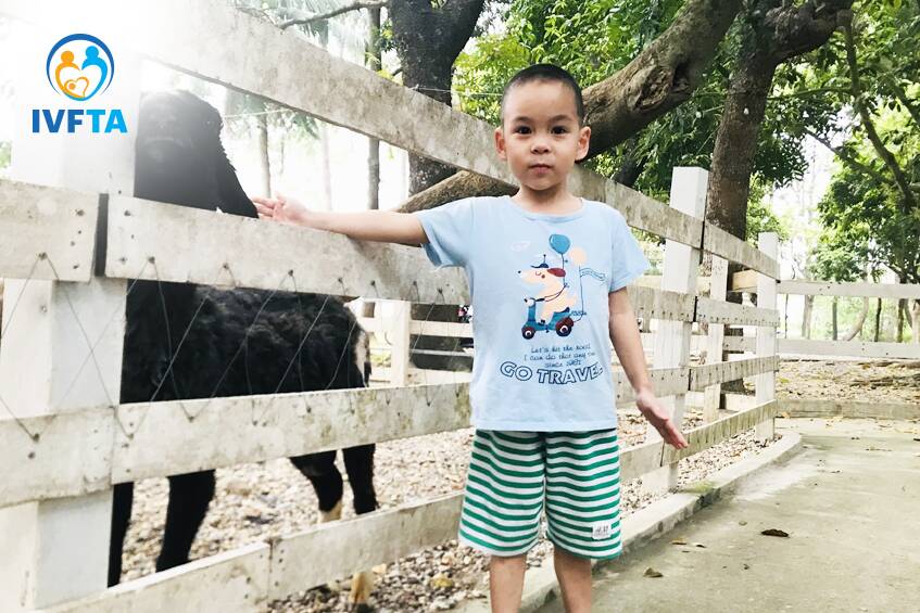 bé nguyễn phúc trọng khang