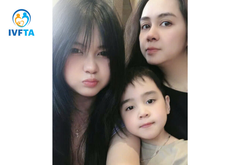 bé sếu và gia đình yêu thương bé sếu và gia đình yêu thương