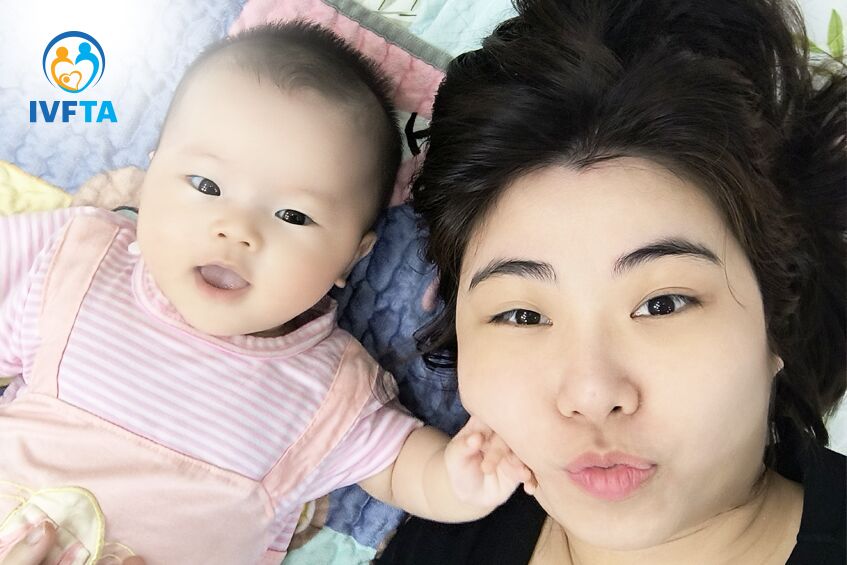 hạ ngân và mẹ phương hoa