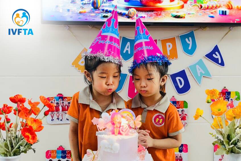 thóc và gạo thổi nến sinh nhật