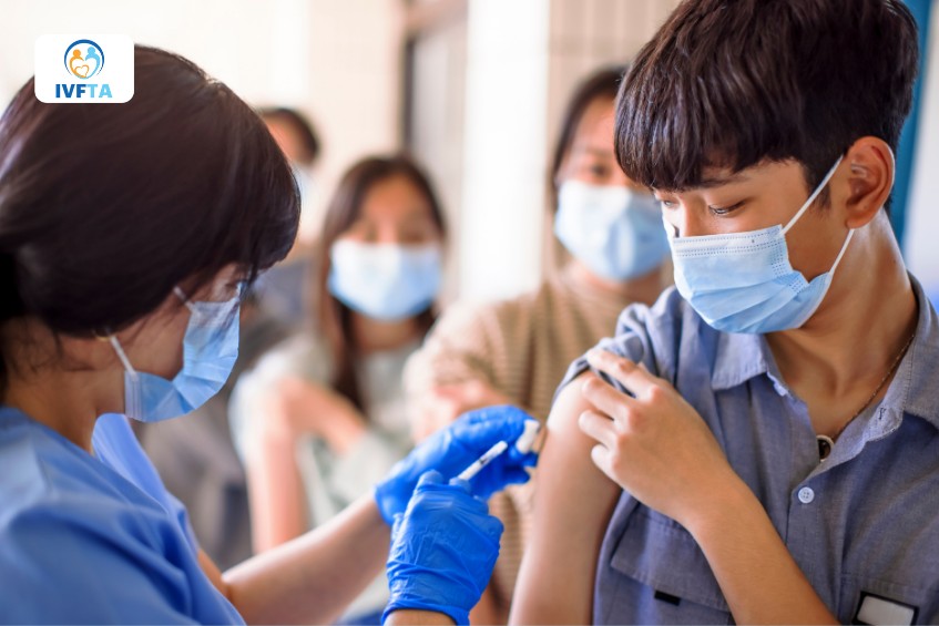 Chủ động tiêm vắc-xin là biện pháp phòng ngừa bệnh hiệu quả