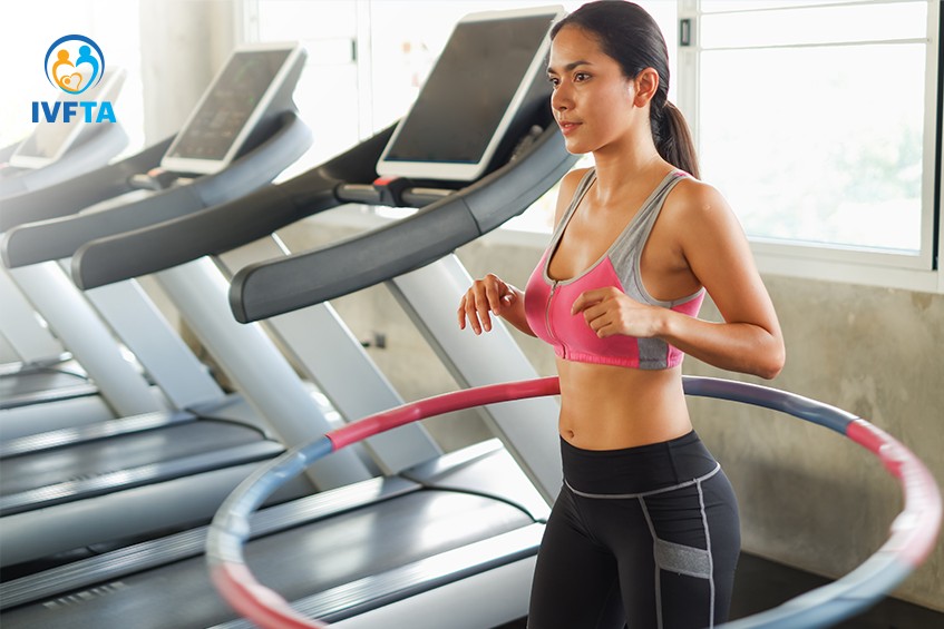 Lắc vòng không gây hại sức khỏe và không ảnh hưởng đến tử cung hoặc buồng trứng