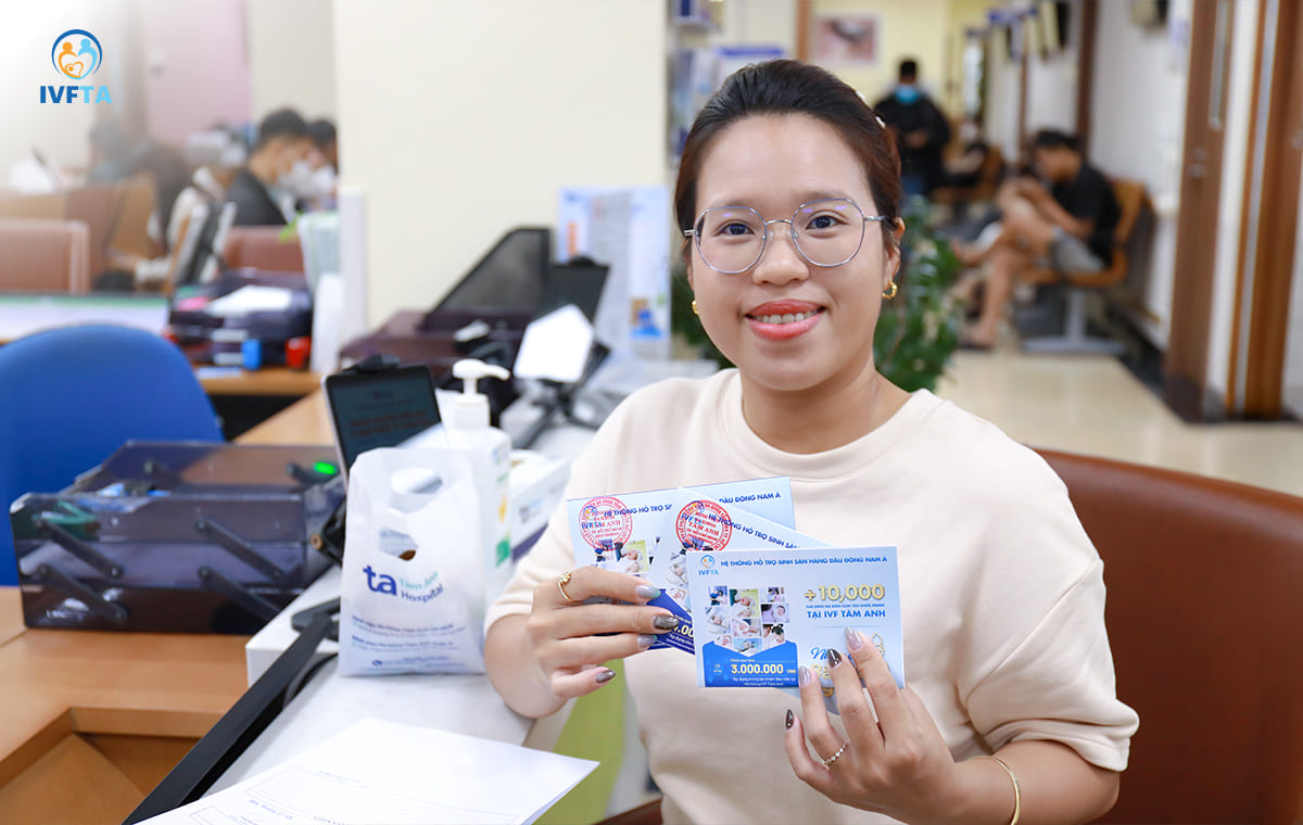khách hàng nhận 3 voucher hỗ trợ điều trị hiếm muộn khách hàng nhận 3 voucher hỗ trợ điều trị hiếm muộn