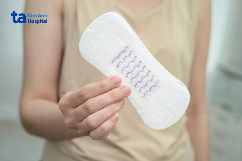 vô kinh là triệu chứng điển hình của pcos